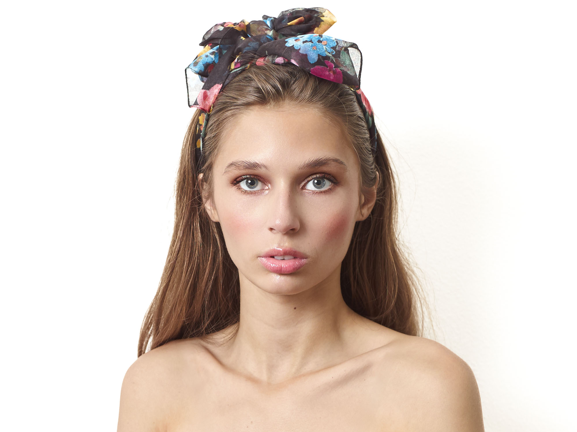 Studio beauty portrait of Wilhelmina model Isabella Scaffidi captured by a professional beauty photographer